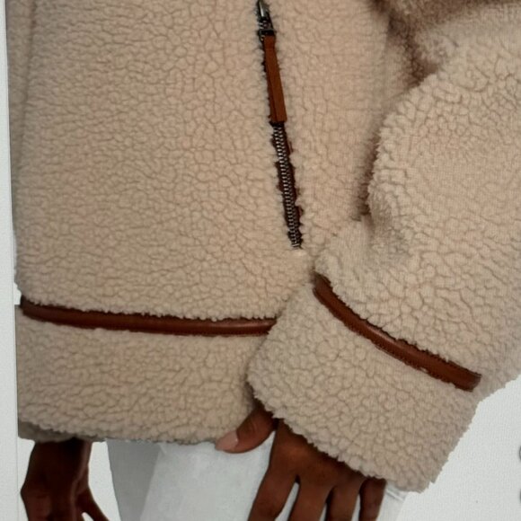 BEARPAW Ladies' Moto Shearling Jacket NEW WITH TAGS - Picture 3 of 7